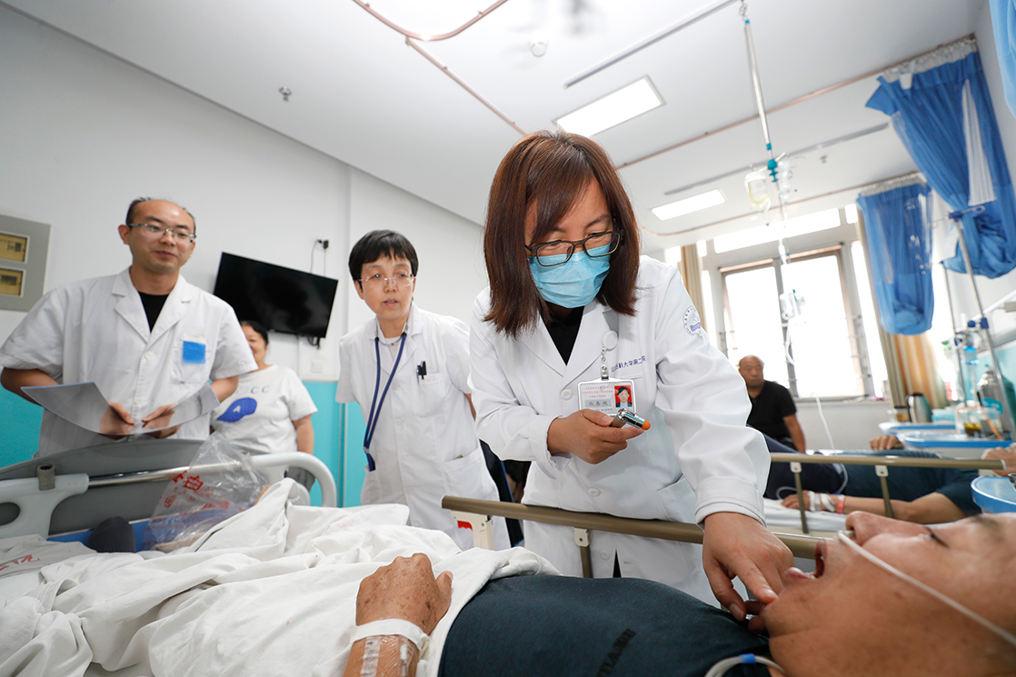 晋中市医学博士志愿服务团走进平遥 助力基层医疗服务水平提升